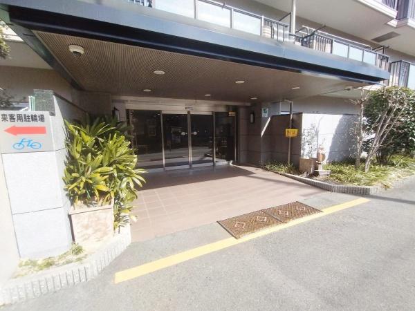 ローレルハイツ新佃公園 共用部写真（エントランス）