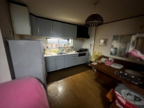 京都市北区衣笠鏡石町　中古戸建 内観写真（リビング）