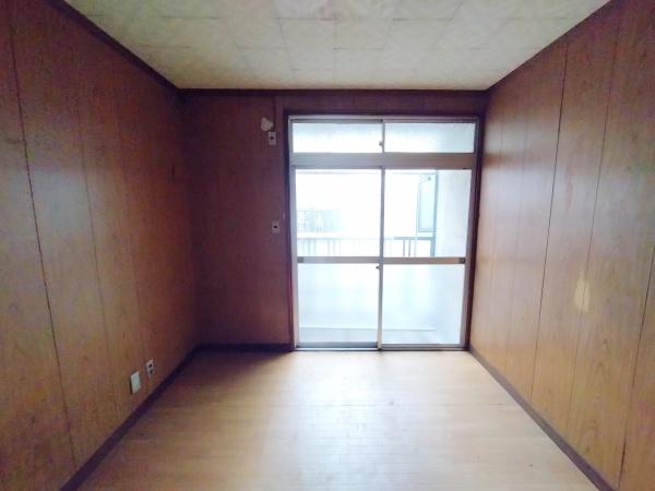 大阪市此花区高見2丁目　中古戸建 内観写真（リビング以外の居室）