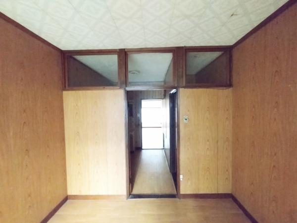 大阪市此花区高見2丁目　中古戸建 内観写真（リビング以外の居室）