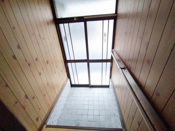 大阪市此花区高見2丁目　中古戸建 現地写真（玄関）