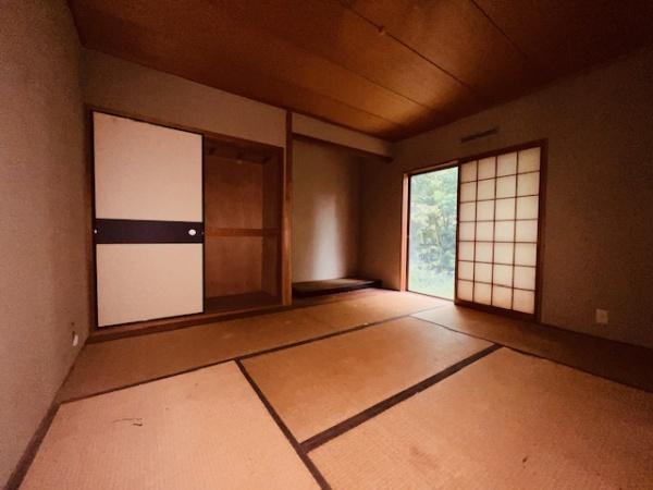 堺市南区庭代台4丁　中古戸建 内観写真（リビング以外の居室）