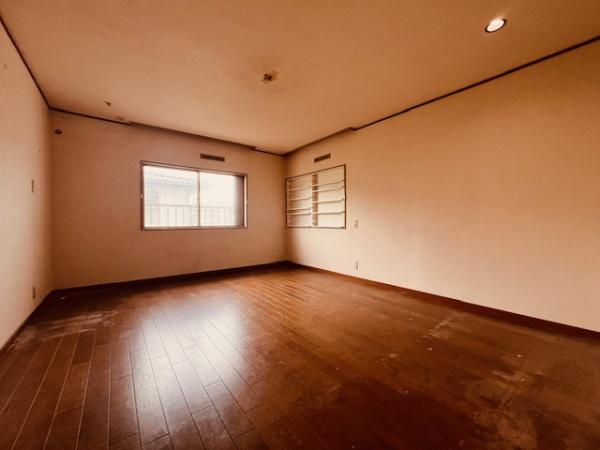 堺市南区庭代台4丁　中古戸建 内観写真（リビング以外の居室）