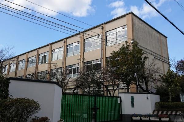 京都市右京区太秦袴田町　中古戸建 中学校