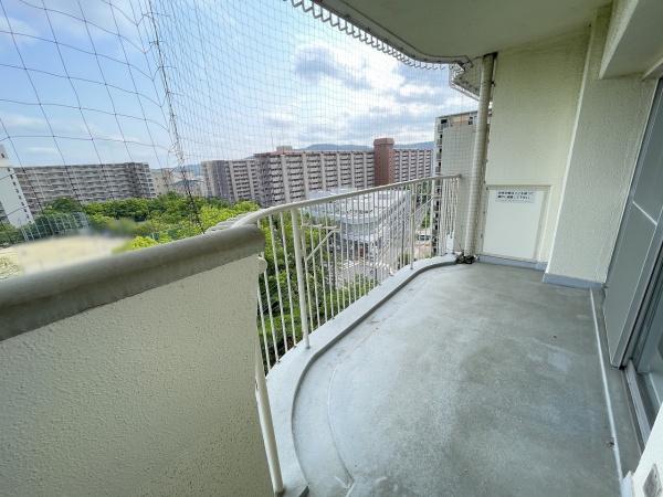 山科南団地C棟 現地写真（バルコニー）