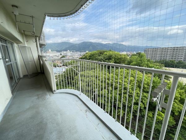 山科南団地C棟 現地写真（バルコニー）