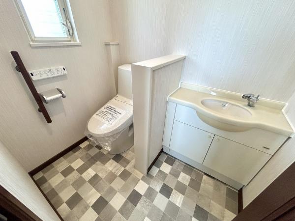 堺市南区晴美台3丁　中古戸建 内観写真（トイレ）