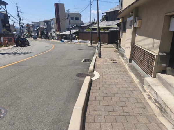 京都市東山区下馬町　中古戸建 現地写真（前面道路含む現地写真）