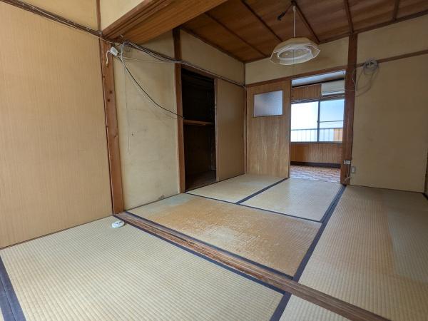 京都市右京区嵯峨天龍寺油掛町　中古テラスハウス 内観写真（リビング以外の居室）