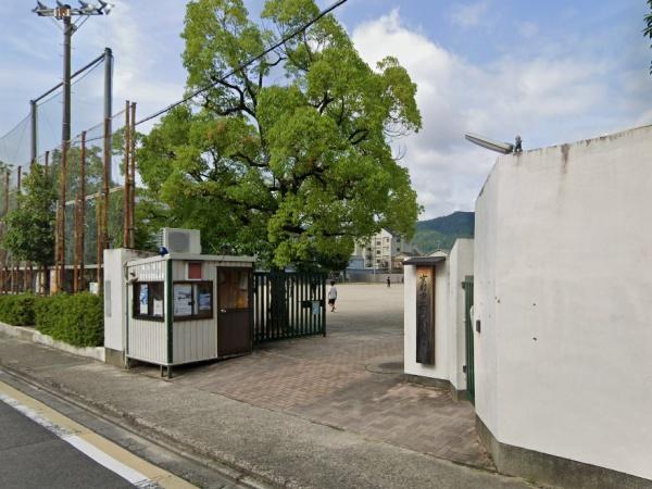 京都市右京区嵯峨天龍寺油掛町　中古テラスハウス 小学校