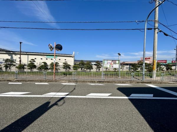 堺市西区菱木1丁　中古戸建 現地写真（前面道路含む現地写真）
