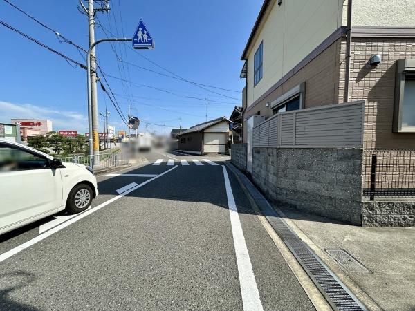 堺市西区菱木1丁　中古戸建 現地写真（前面道路含む現地写真）