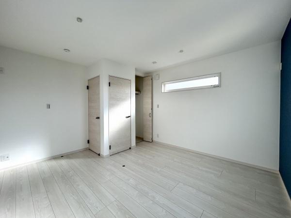 堺市東区北野田　新築戸建 内観写真（リビング以外の居室）