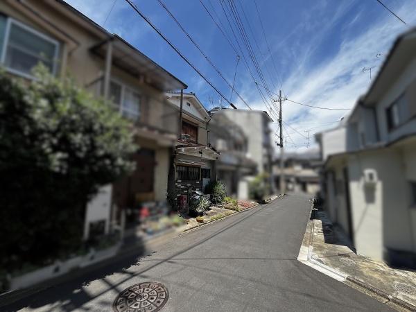 京都市北区鷹峯藤林町　中古戸建 現地写真（前面道路含む現地写真）