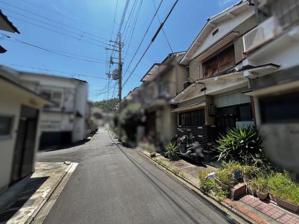 京都市北区鷹峯藤林町　中古戸建 現地写真（前面道路含む現地写真）