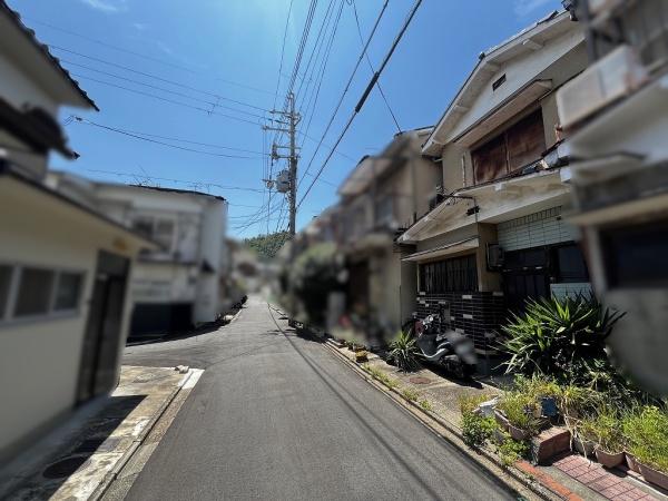 京都市北区鷹峯藤林町　中古戸建 現地写真（前面道路含む現地写真）