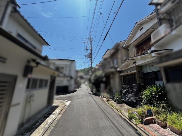 京都市北区鷹峯藤林町　中古戸建 現地写真（前面道路含む現地写真）