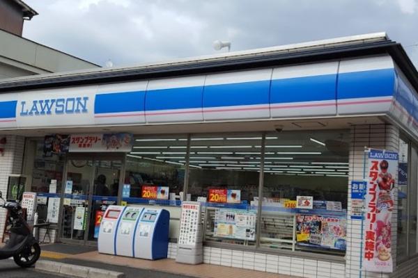 グラン・ドムール智恵光院 コンビニ