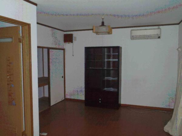 堺市東区南野田　中古戸建 内観写真（リビング）