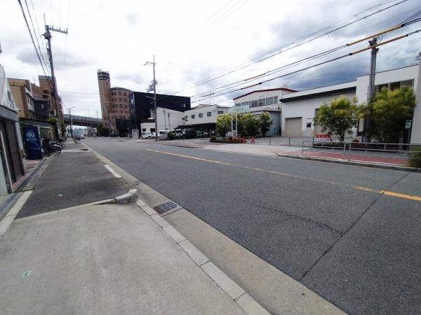 大阪市東淀川区豊里1丁目　中古戸建 現地写真（前面道路含む現地写真）