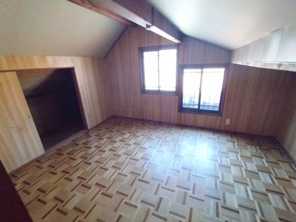 大阪市東淀川区菅原2丁目　中古戸建 内観写真（リビング以外の居室）