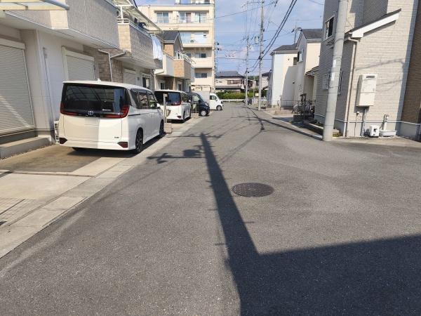 京都市伏見区久我森の宮町　中古戸建 現地写真（前面道路含む現地写真）