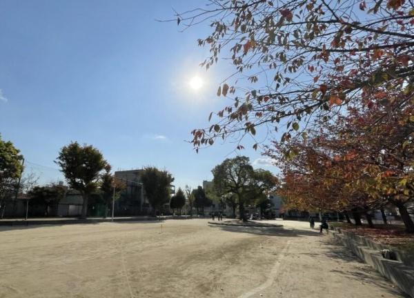 東大阪市三ノ瀬1丁目　中古戸建 公園