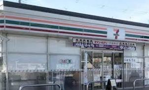 三木市志染町東自由が丘3丁目　売土地 コンビニ