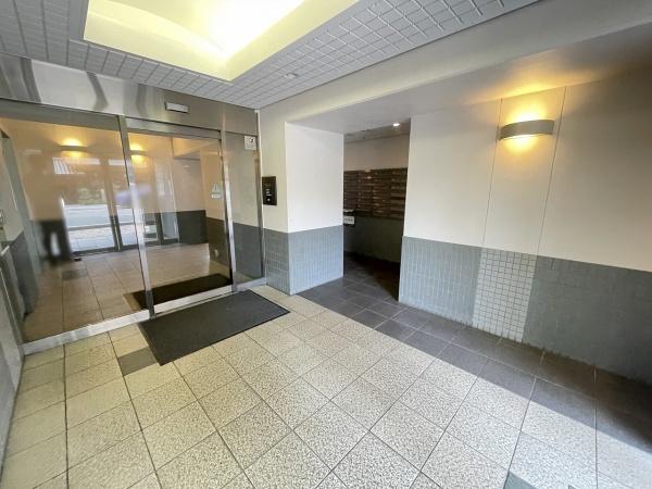 アクシルコート堀川今出川 共用部写真（エントランス）