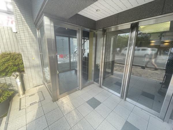 アクシルコート堀川今出川 共用部写真（エントランス）