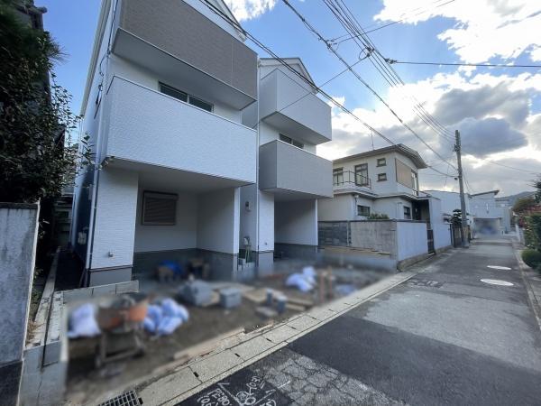 京都市右京区太秦上ノ段町　1号地　新築戸建 現地写真（前面道路含む現地写真）
