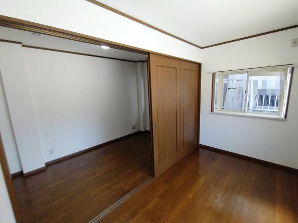 大阪市北区長柄中3丁目　中古戸建 内観写真（リビング以外の居室）