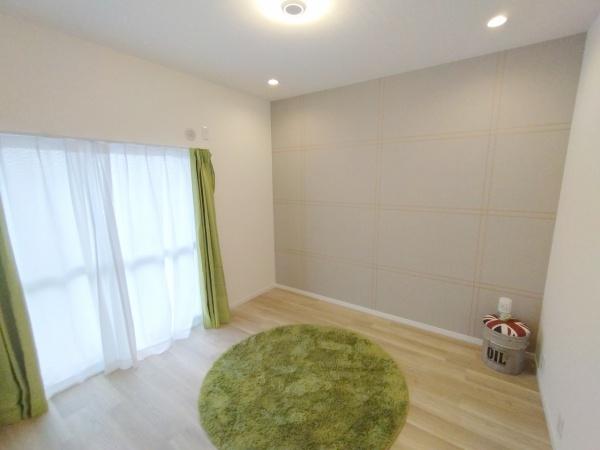 大阪市淀川区田川2丁目　中古戸建 内観写真（リビング以外の居室）