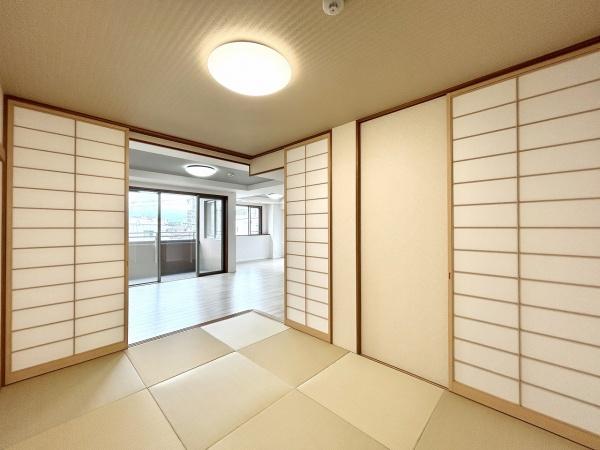 ルネフェリアス堺鳳 内観写真（リビング以外の居室）
