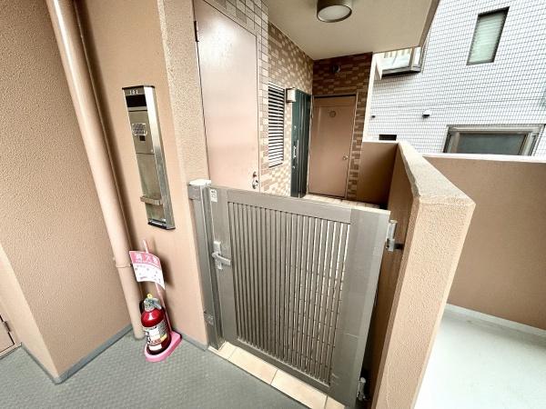ルネフェリアス堺鳳 現地写真（玄関）