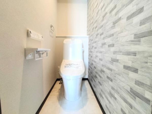 京都市北区大宮東脇台町　2号地　中古戸建 内観写真（トイレ）