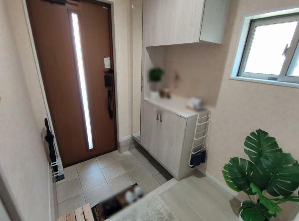 大阪市此花区春日出中2丁目　中古戸建 現地写真（玄関）