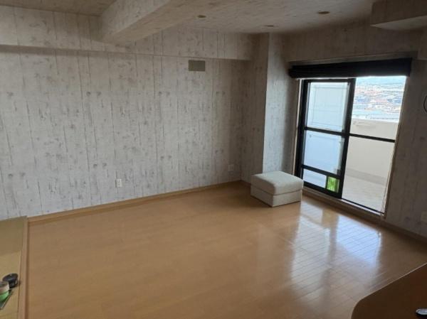 少女の赤い帽子泉北深井 内観写真（リビング）