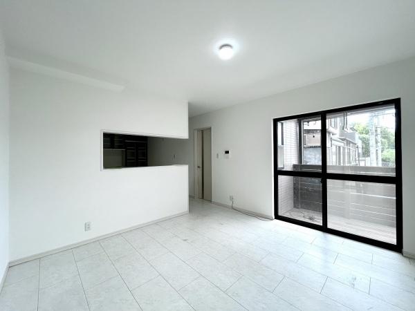 堺市美原区菅生　中古戸建 内観写真（リビング）