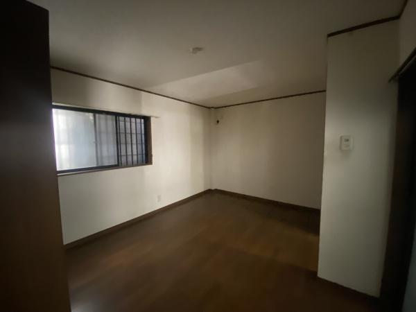 大阪市港区市岡元町2丁　中古戸建 内観写真（リビング以外の居室）