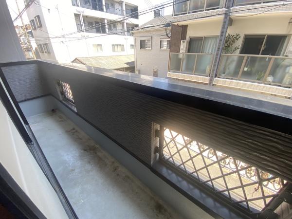 大阪市港区市岡元町2丁　中古戸建 現地写真（バルコニー）