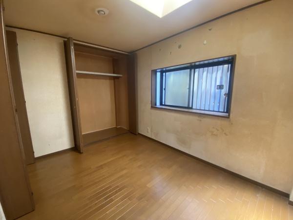 大阪市港区市岡元町2丁　中古戸建 内観写真（リビング以外の居室）