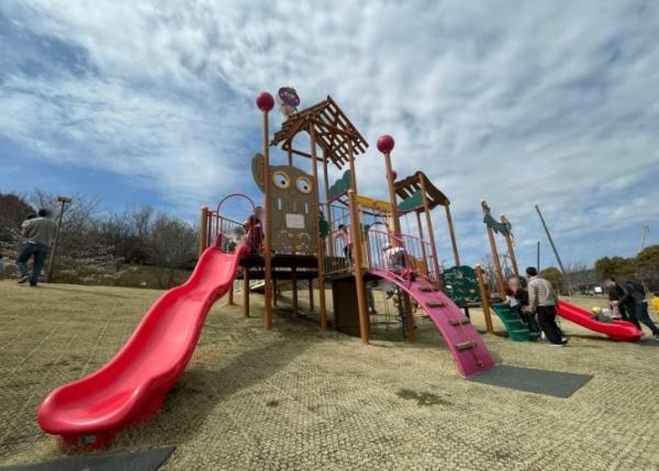 堺市美原区さつき野東3丁　中古戸建 公園