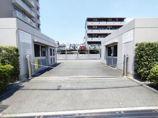 シティコーポ住之江1号棟EAST 共用部写真（駐車場）