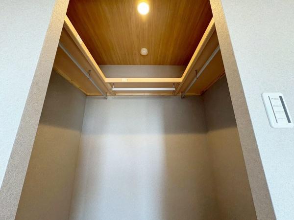 トーカンマンション帝塚山 内観写真（収納）