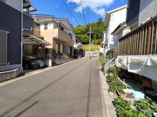京都市北区大北山原谷乾町　中古戸建 現地写真（前面道路含む現地写真）