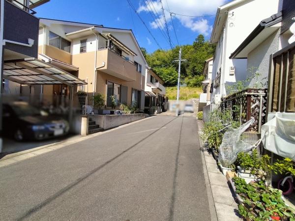 京都市北区大北山原谷乾町　中古戸建 現地写真（前面道路含む現地写真）