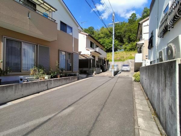 京都市北区大北山原谷乾町　中古戸建 現地写真（前面道路含む現地写真）