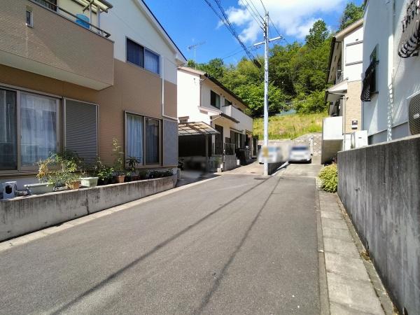 京都市北区大北山原谷乾町　中古戸建 現地写真（前面道路含む現地写真）