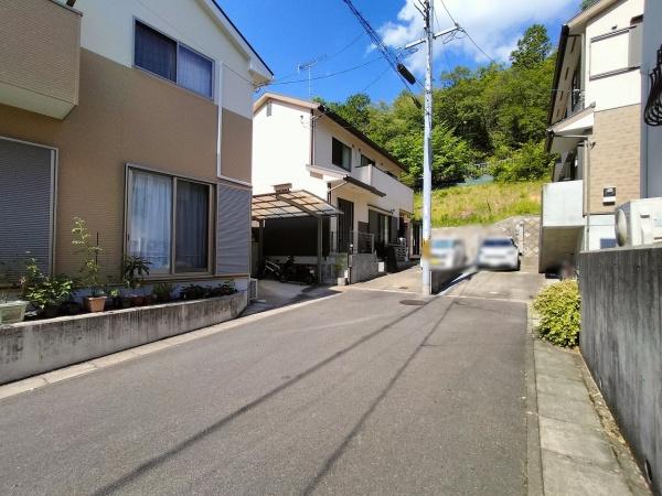 京都市北区大北山原谷乾町　中古戸建 現地写真（前面道路含む現地写真）